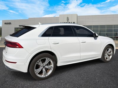 2022 Audi Q8 Premium Plus