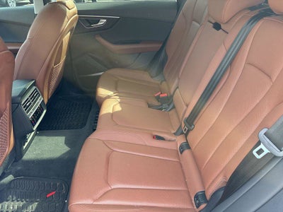 2022 Audi Q8 Premium Plus