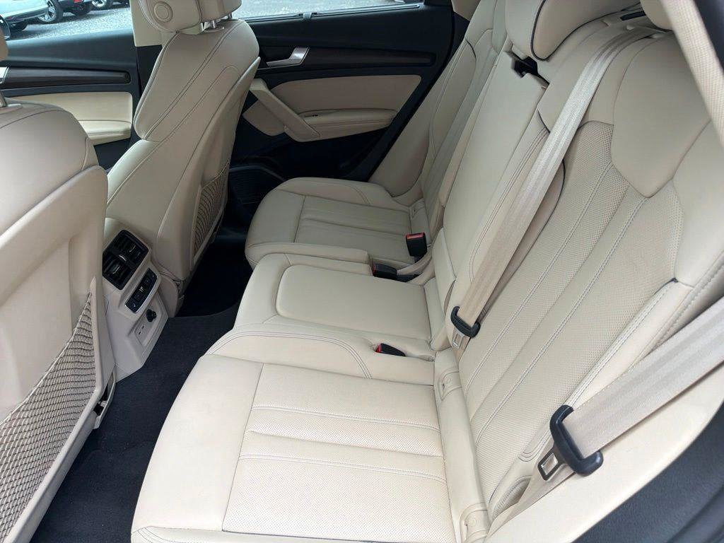 2023 Audi Q5 S line Prestige