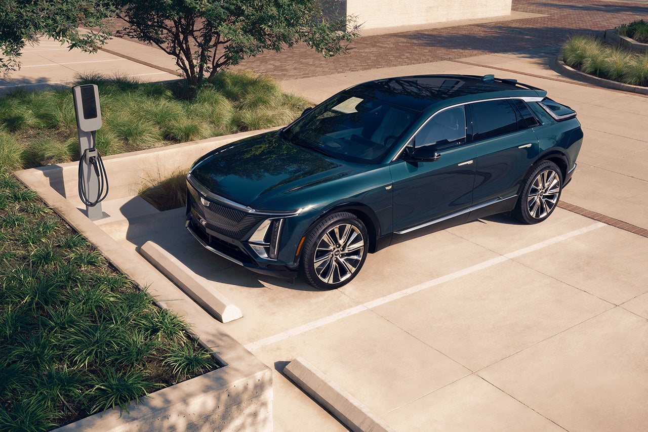 Plaza Cadillac in Leesburg FL