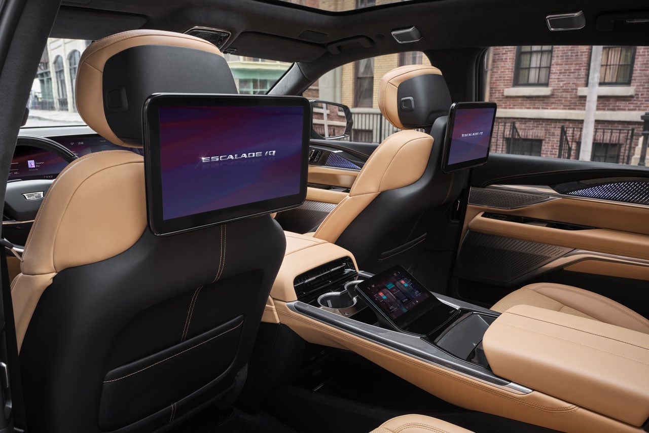 Plaza Cadillac in Leesburg FL